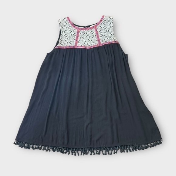 Umgee Boho Relaxed Fit Sleeveless Tassel Hem Black Dress Size Large - Picture 10 of 12